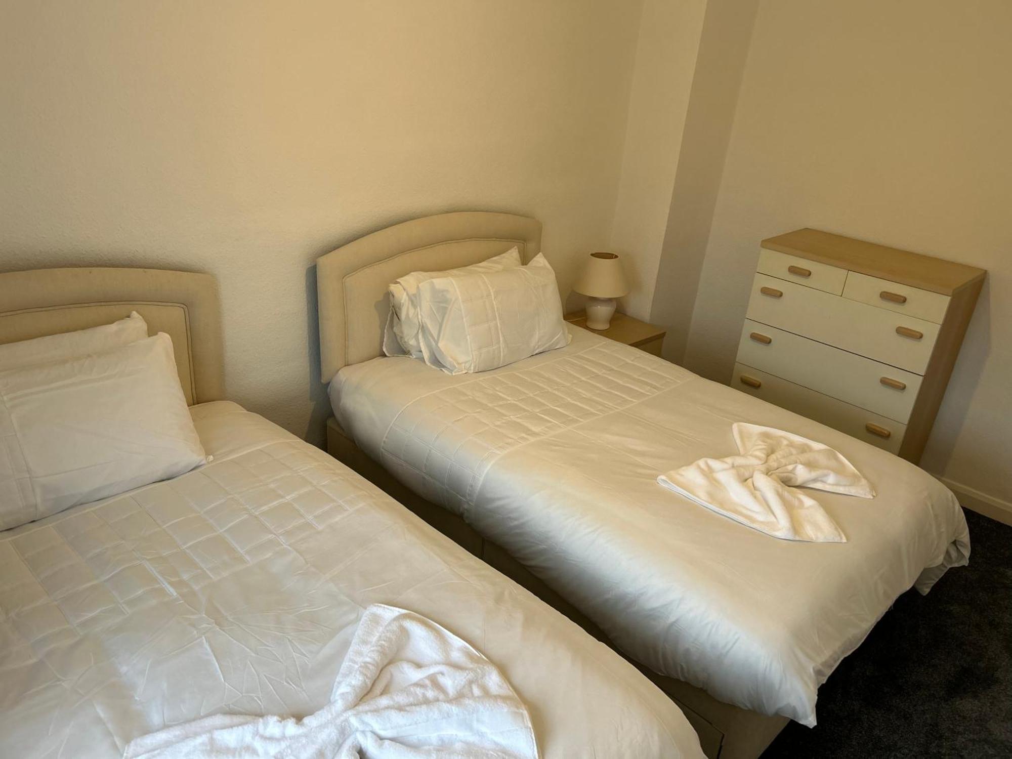 Apartamento Family Near Cribbs Causeway And The Wave, Just 2 Minutes From Airbus And Rolls Royce
