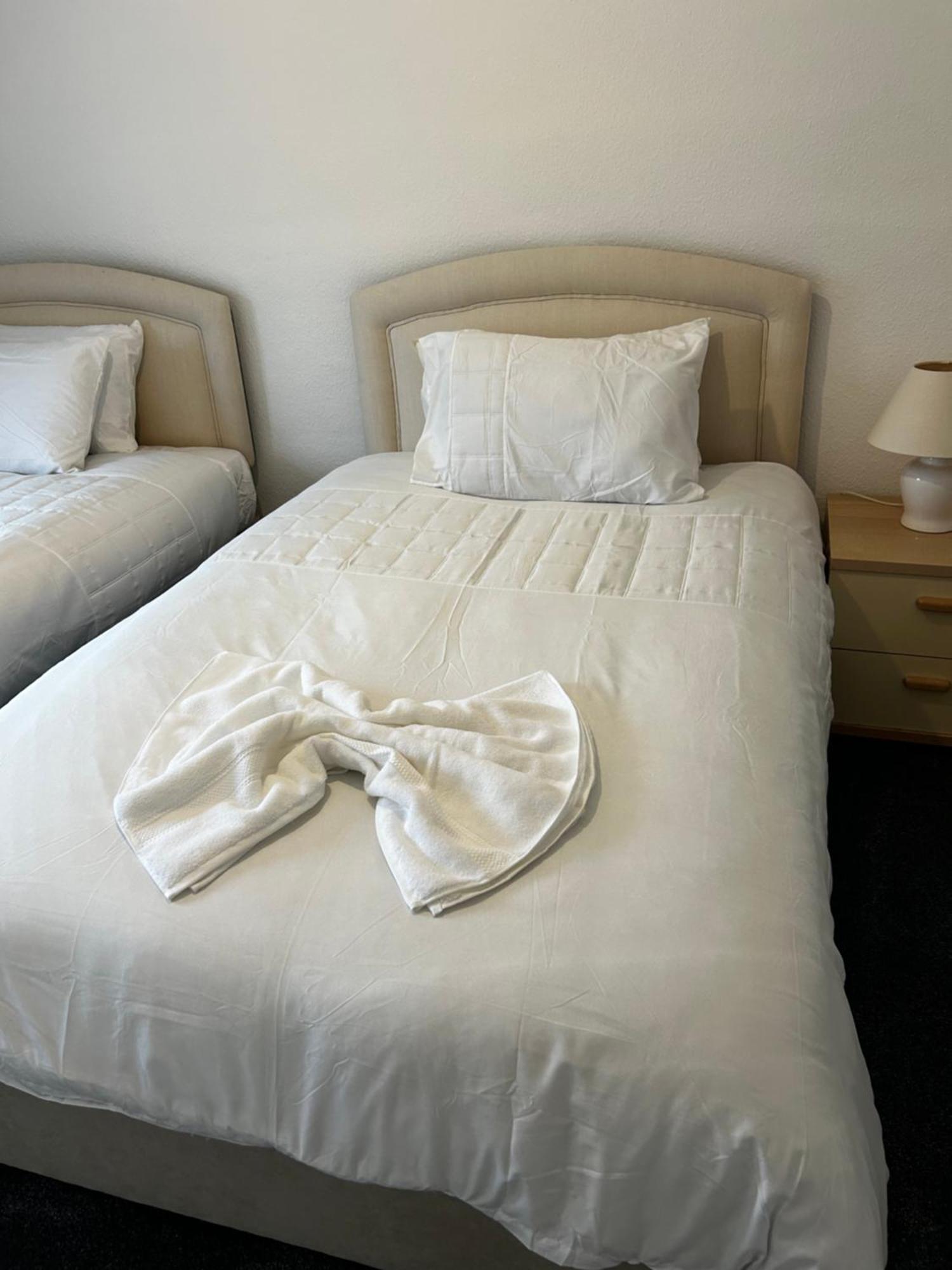 Apartamento Family Near Cribbs Causeway And The Wave, Just 2 Minutes From Airbus And Rolls Royce Bristol